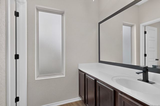 10423 GREEN PR, San Antonio, TX 78223