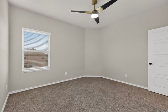 10423 GREEN PR, San Antonio, TX 78223