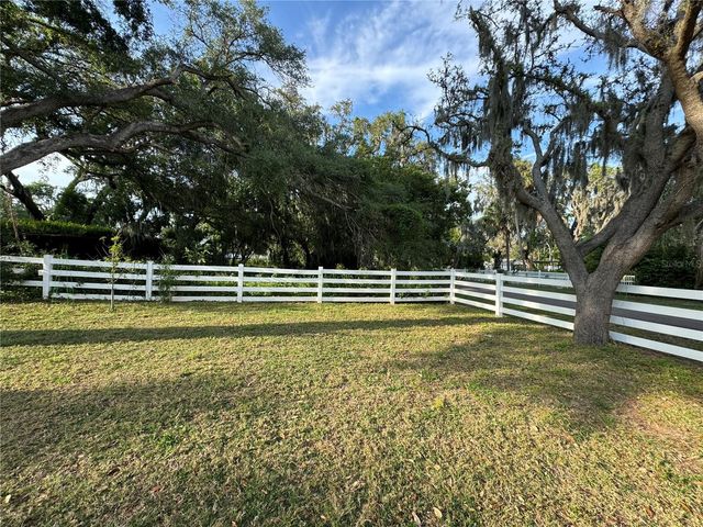 11305 OAK DRIVE, Riverview, FL 33578
