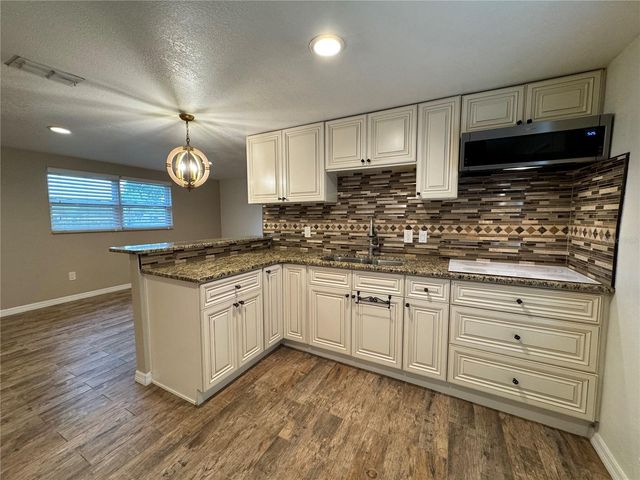 11305 OAK DRIVE, Riverview, FL 33578
