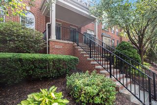 39459 Springwater Drive 48, Northville, MI 48168