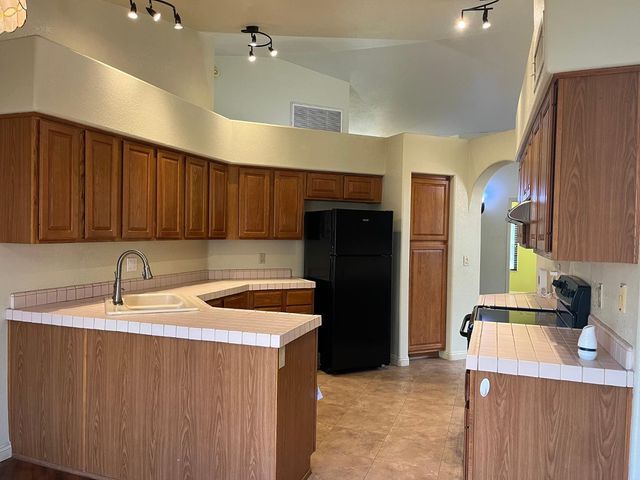 187 W Amanda Lane, Tempe, AZ 85284