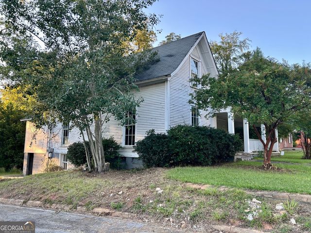 124 S Oliver Street, Elberton, GA 30635