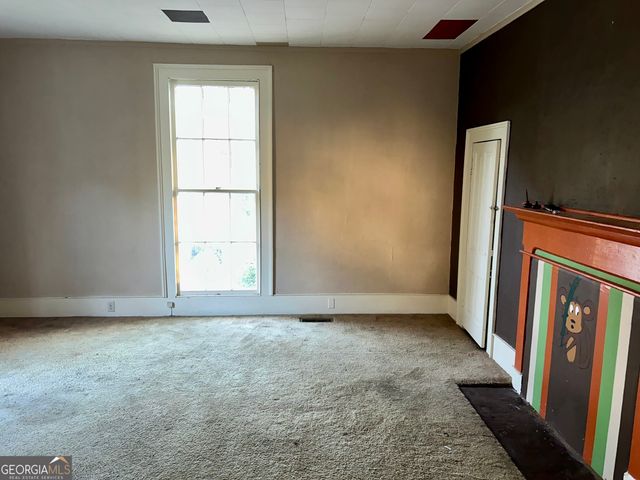 124 S Oliver Street, Elberton, GA 30635
