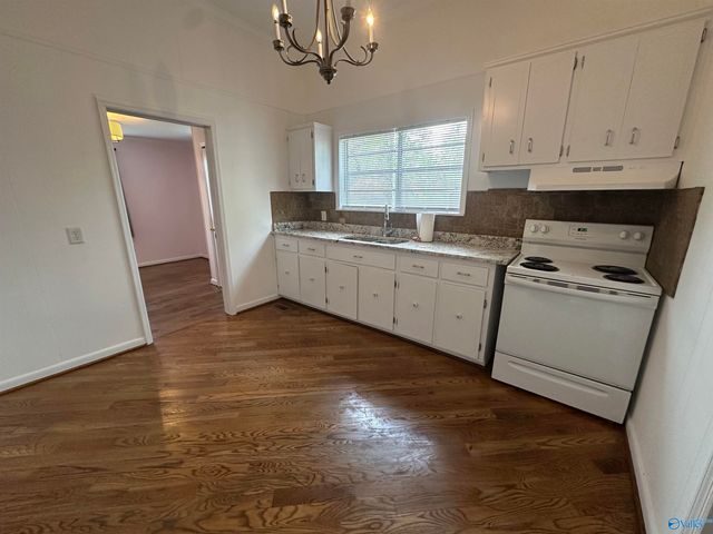 8 Dwight Avenue, Gadsden, AL 35904