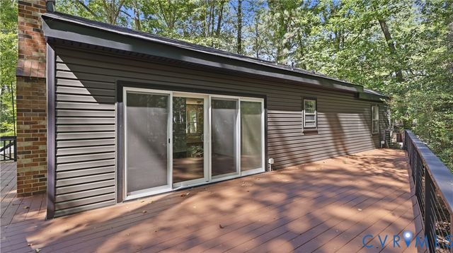 1401 Stone River Rd, North Chesterfield, VA 23235