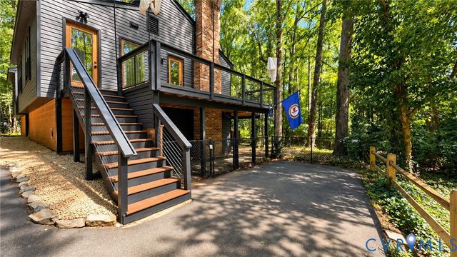 1401 Stone River Rd, North Chesterfield, VA 23235