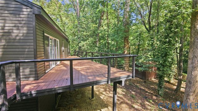 1401 Stone River Rd, North Chesterfield, VA 23235