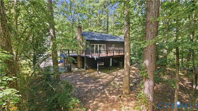 1401 Stone River Rd, North Chesterfield, VA 23235