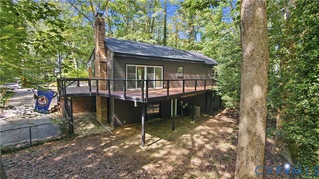 1401 Stone River Rd, North Chesterfield, VA 23235