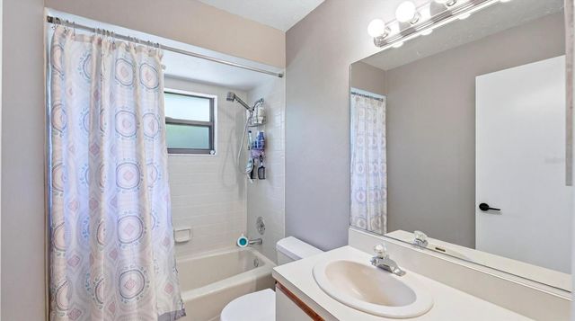2519 WOOD OAK DRIVE, Sarasota, FL 34232