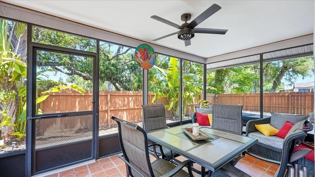 2519 WOOD OAK DRIVE, Sarasota, FL 34232
