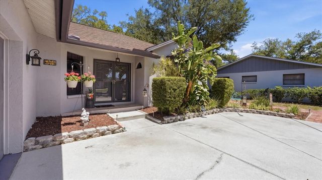 2519 WOOD OAK DRIVE, Sarasota, FL 34232