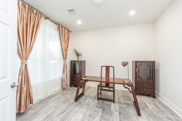 15406 Easton Gate Lane, Houston, TX 77044