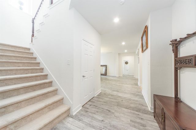 15406 Easton Gate Lane, Houston, TX 77044