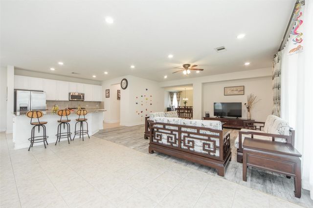 15406 Easton Gate Lane, Houston, TX 77044