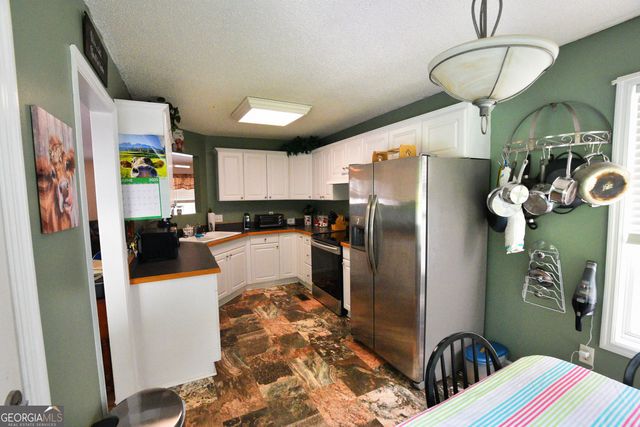 150 Whitaker Road, Lagrange, GA 30240