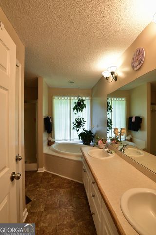 150 Whitaker Road, Lagrange, GA 30240