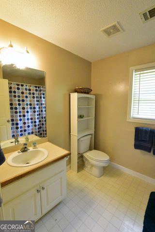 150 Whitaker Road, Lagrange, GA 30240
