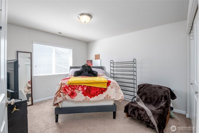 3104 10th Avenue NW, Puyallup, WA 98371
