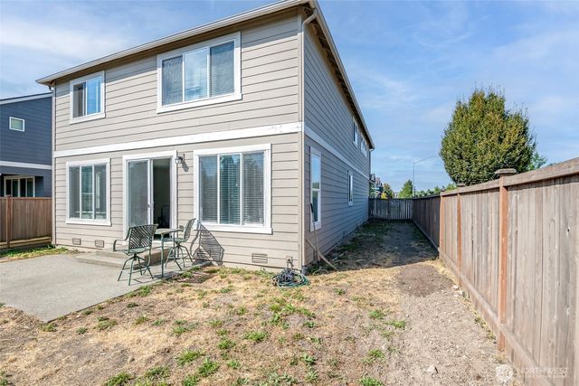 3104 10th Avenue NW, Puyallup, WA 98371