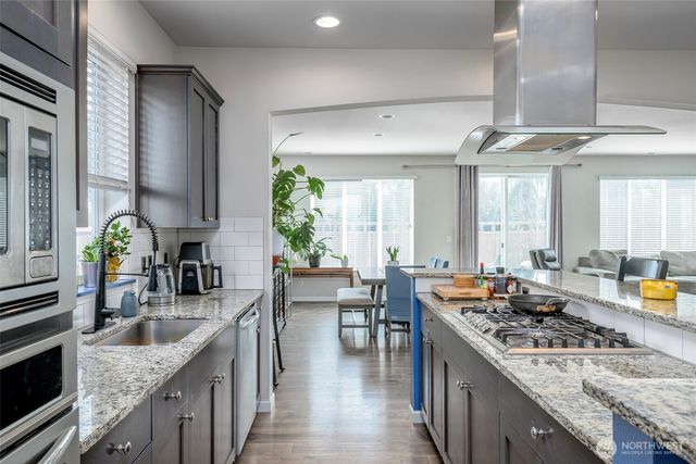 3104 10th Avenue NW, Puyallup, WA 98371