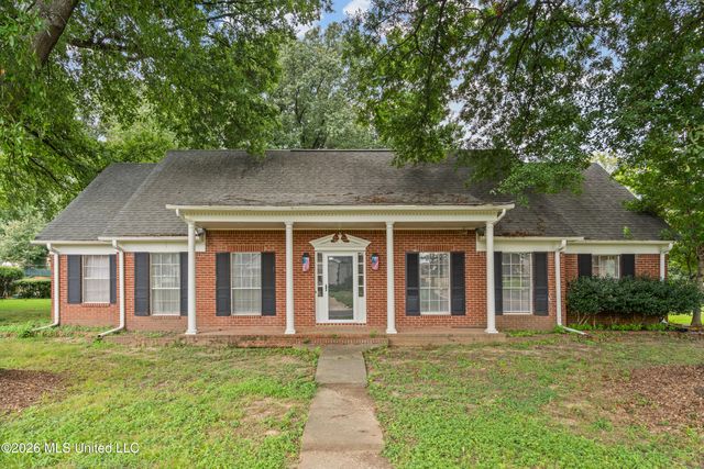 8619 Chesterfield Drive, Southaven, MS 38671