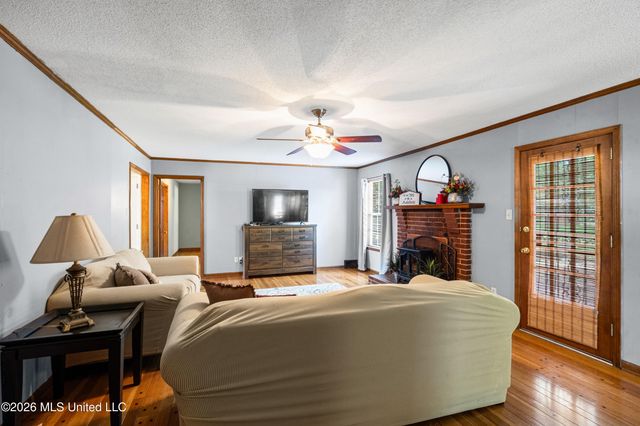 8619 Chesterfield Drive, Southaven, MS 38671