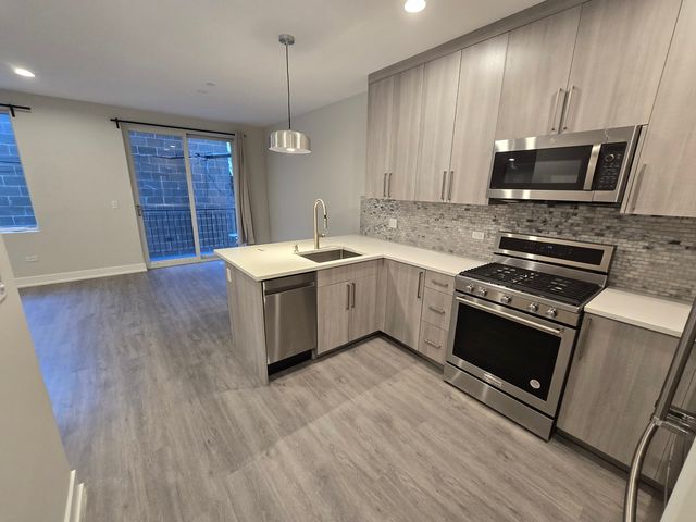 1507 N Sedgwick Street 1, Chicago, IL 60610