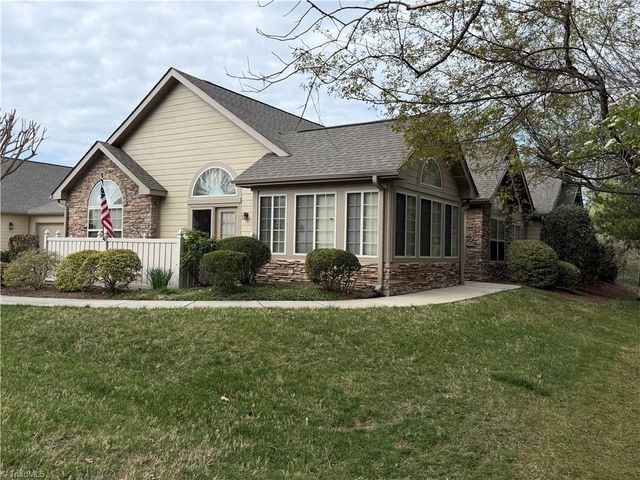 4328 Grassy Moss Drive, Greensboro, NC 27409