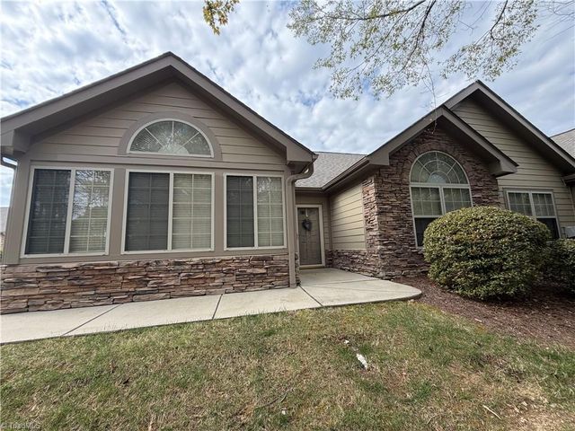 4328 Grassy Moss Drive, Greensboro, NC 27409