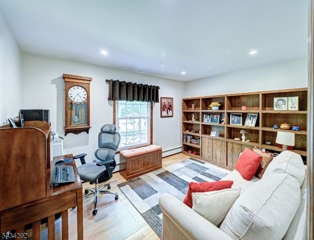 8 Edward Cir, Montville Twp., NJ 07045