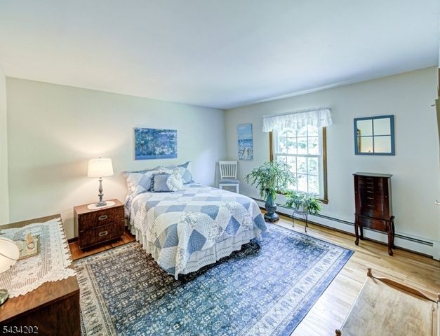 8 Edward Cir, Montville Twp., NJ 07045