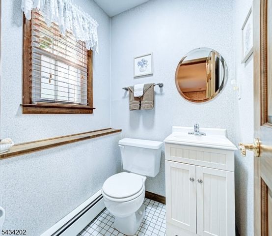 8 Edward Cir, Montville Twp., NJ 07045