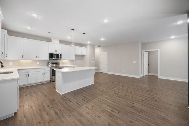 211 Dorsey Drive, Hamilton, GA 31811