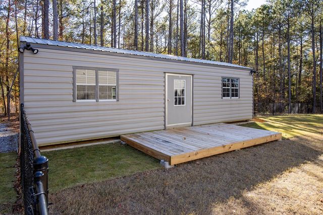 211 Dorsey Drive, Hamilton, GA 31811