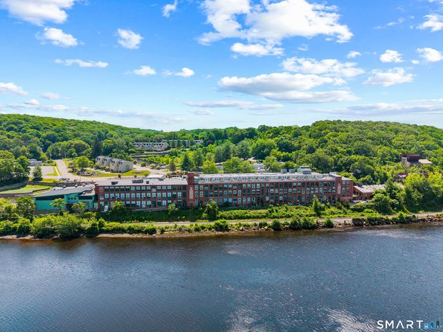 68 Thermos Avenue 110A, Norwich, CT 06360