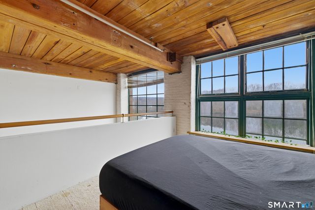 68 Thermos Avenue 110A, Norwich, CT 06360