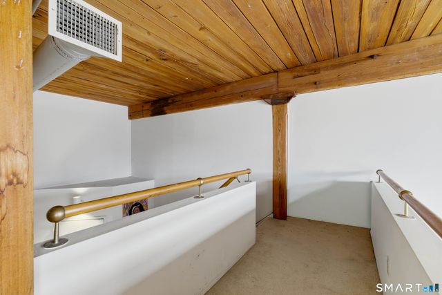 68 Thermos Avenue 110A, Norwich, CT 06360