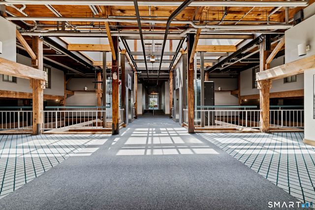 68 Thermos Avenue 110A, Norwich, CT 06360