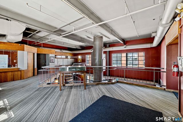 68 Thermos Avenue 110A, Norwich, CT 06360