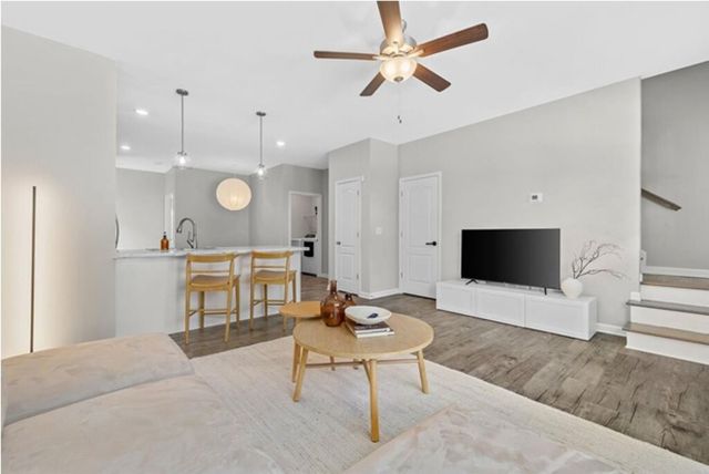 1835 Glade St, Nashville, TN 37207