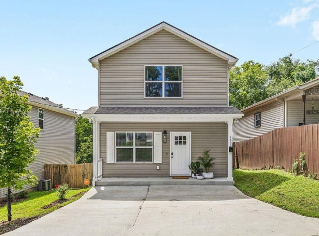 1835 Glade St, Nashville, TN 37207