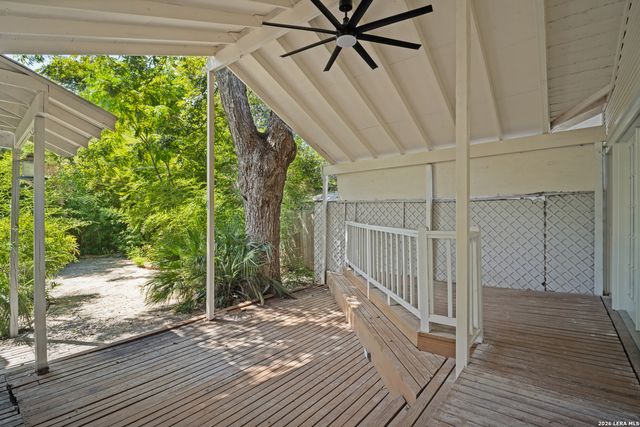 214 Ira Ave, San Antonio, TX 78209