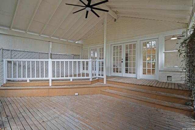 214 Ira Ave, San Antonio, TX 78209