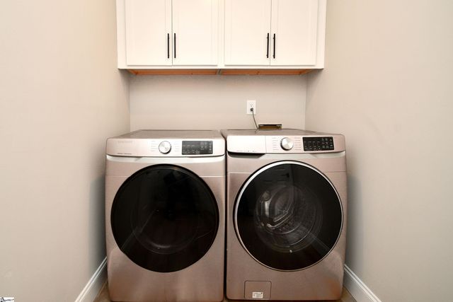 2 Spring Sky Court, Taylors, SC 29687