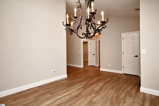 2 Spring Sky Court, Taylors, SC 29687