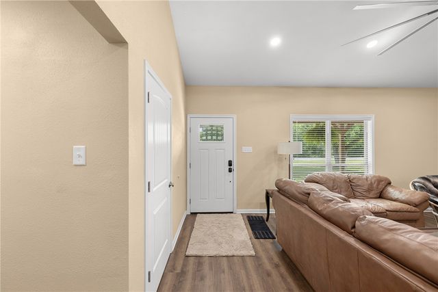 5531 Cole Lane, College Station, TX 77845