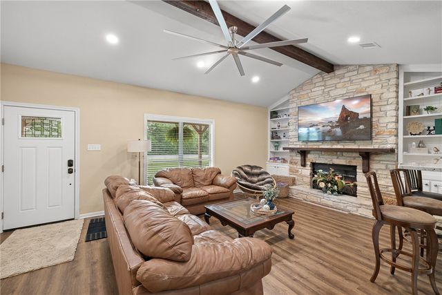 5531 Cole Lane, College Station, TX 77845