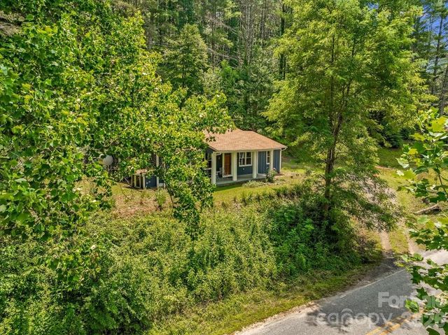 1280 Old Mine Fork Road, Burnsville, NC 28714